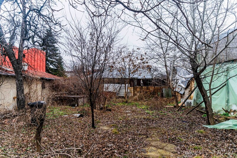 Colentina, Carrefour, str. Nicolae Canea,